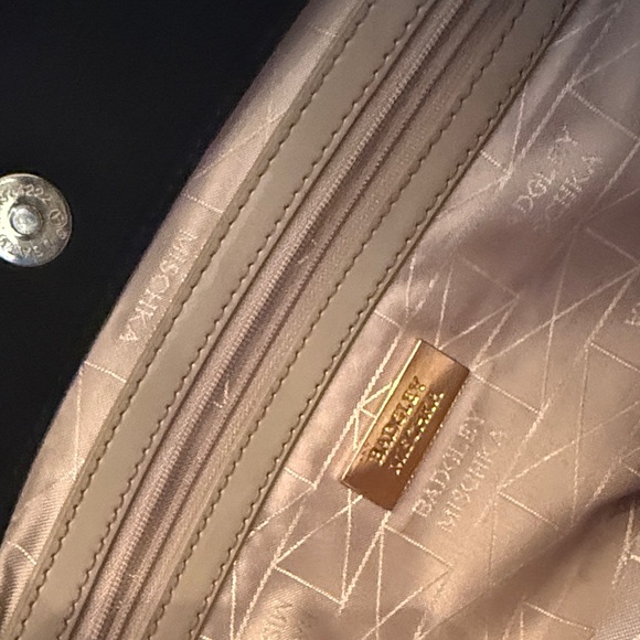 badgley mischka vegan leather handbag black classic black tote. - Picture 8 of 8